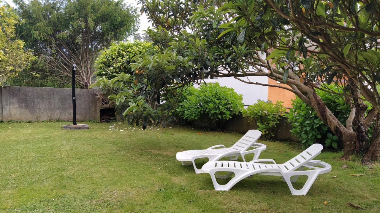 Casa Con Jardin En La Playa De Almieiras Vila Fene Exterior foto